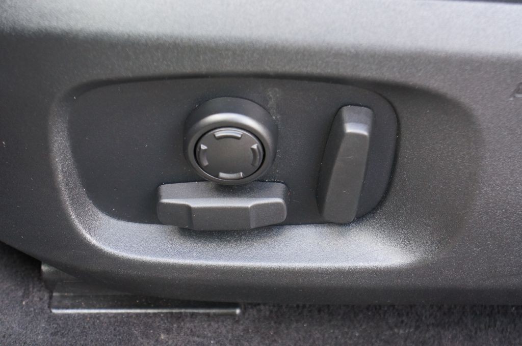 2018 Land Rover Range Rover Evoque Image 31