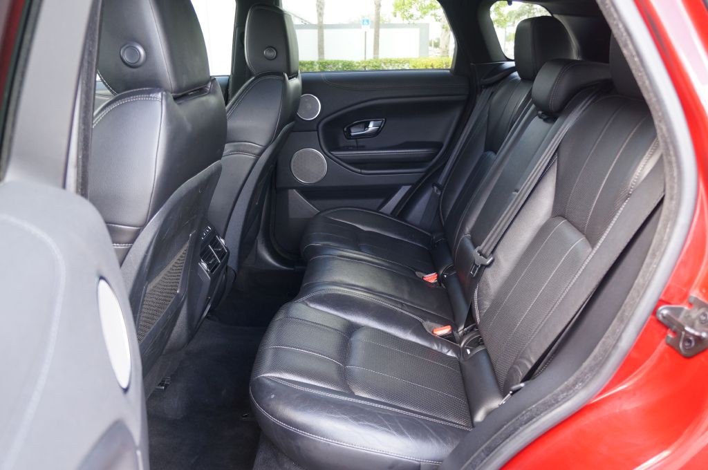 2018 Land Rover Range Rover Evoque Image 34