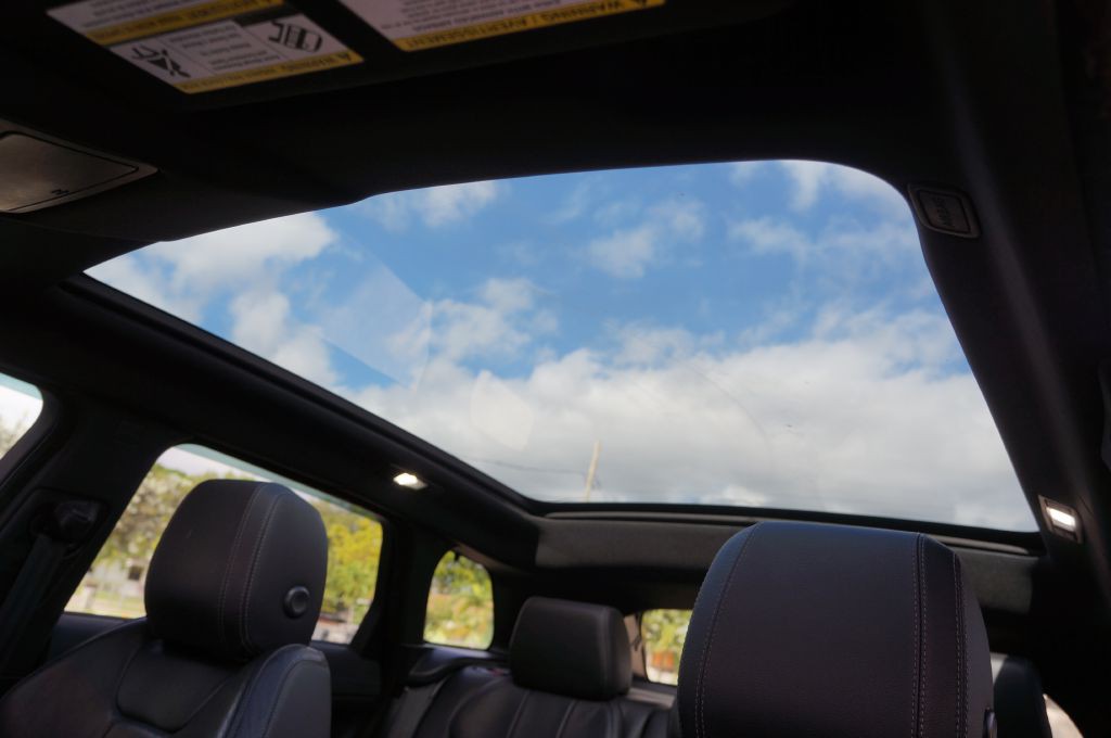 2018 Land Rover Range Rover Evoque Image 37