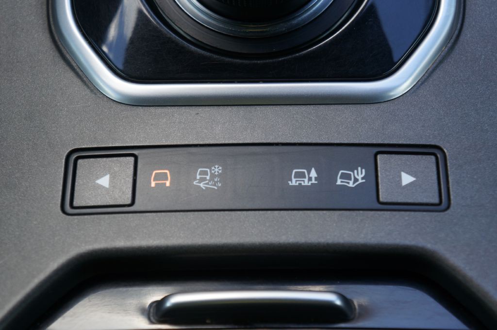 2018 Land Rover Range Rover Evoque Image 47