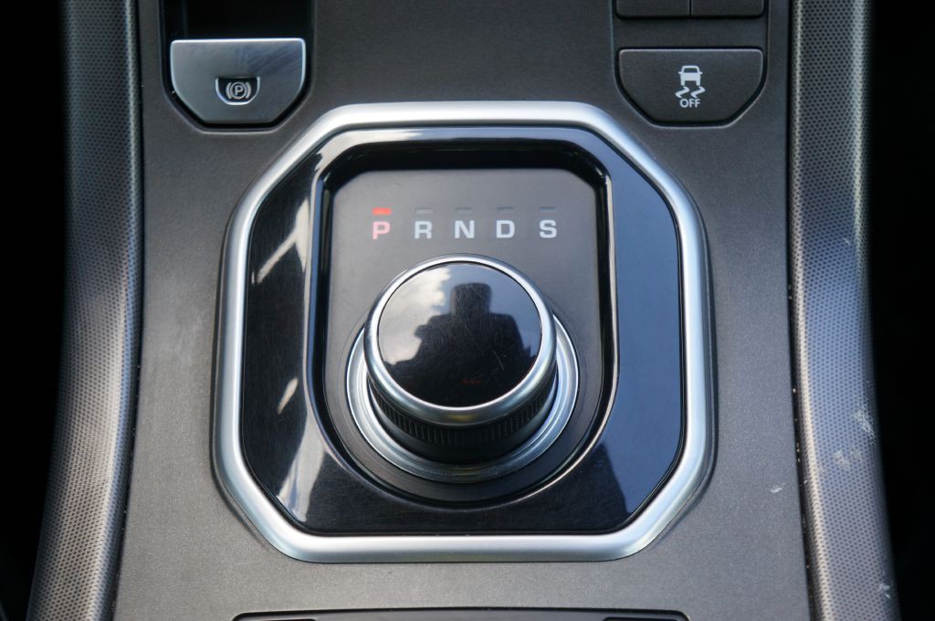 2018 Land Rover Range Rover Evoque Image 48