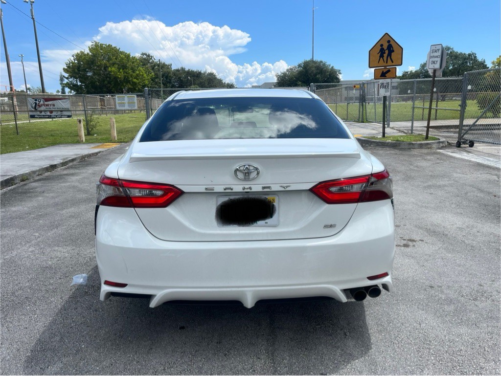 2018 Toyota Camry Image 4