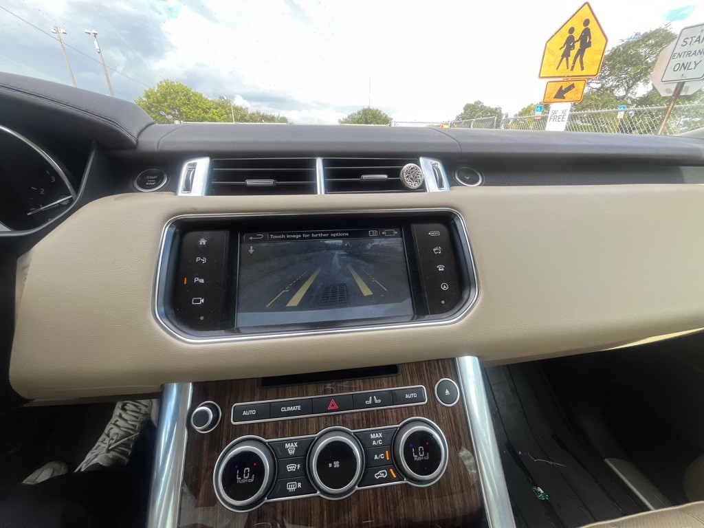 2016 Land Rover Range Rover Sport Image 8