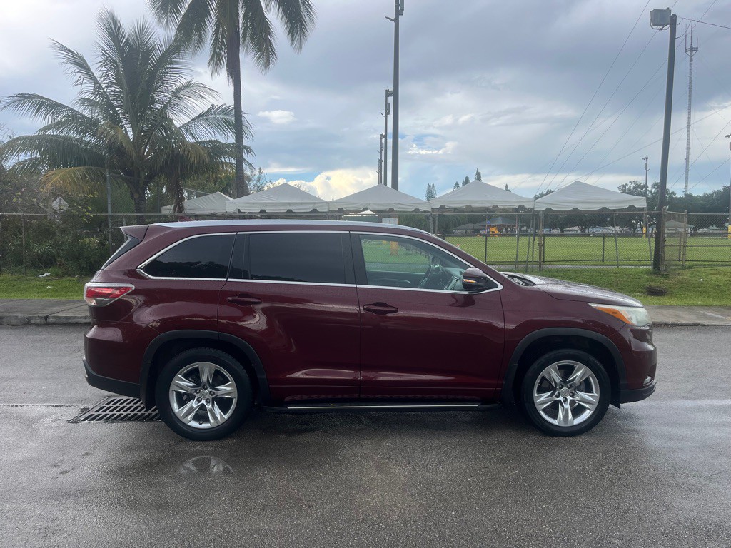 2014 Toyota Highlander Image 13