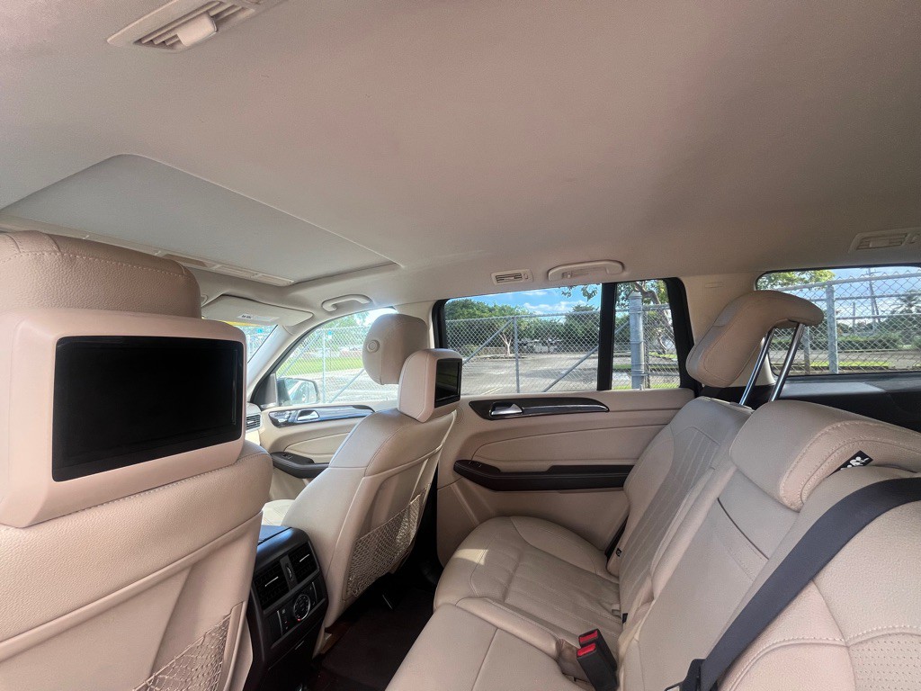 2017 Mercedes-Benz GLS-Class Image 6