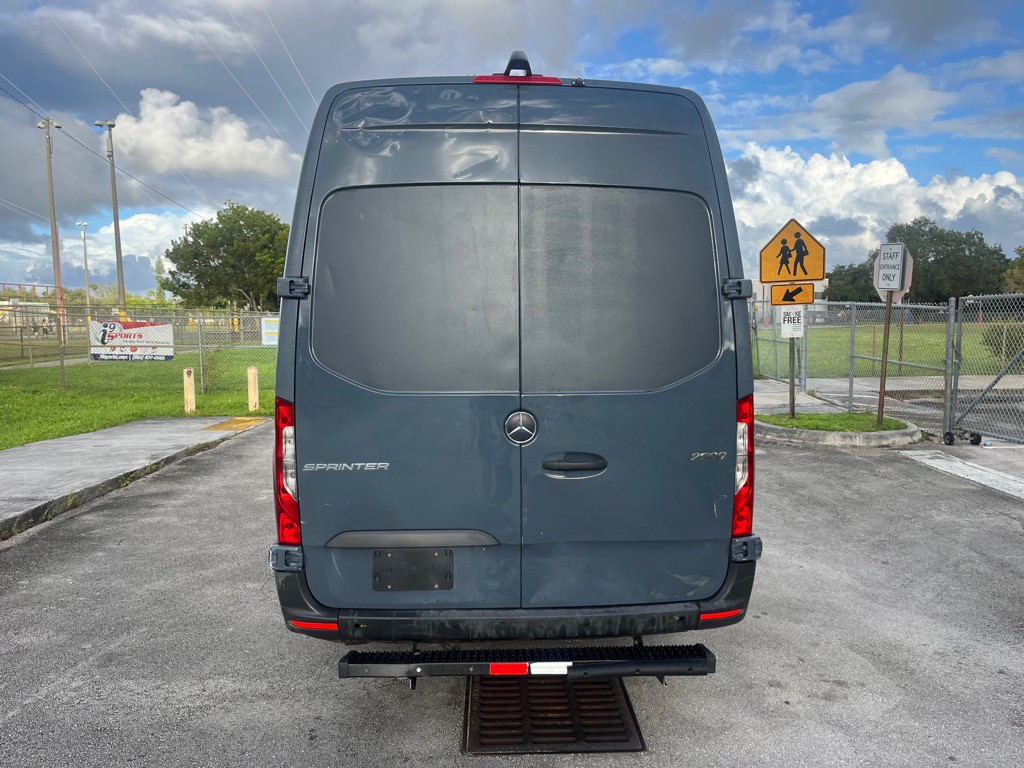 2019 Mercedes-Benz Sprinter Image 5