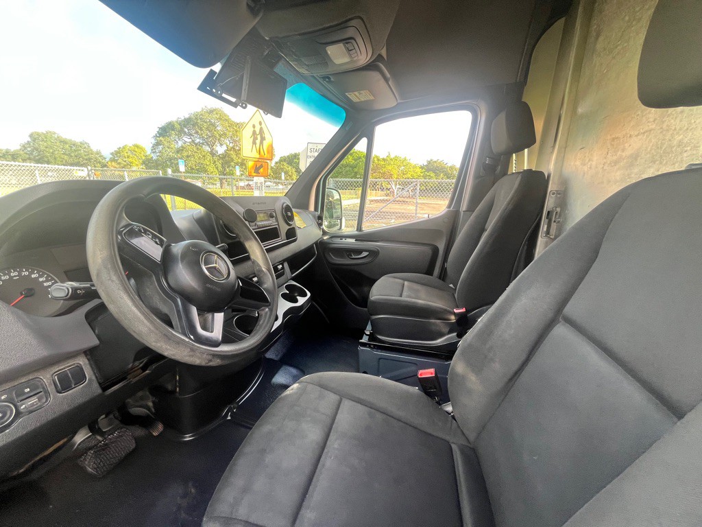 2019 Mercedes-Benz Sprinter Image 7