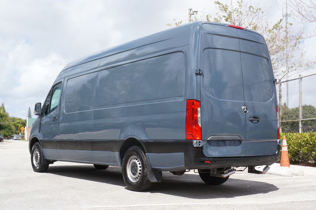 2019 Mercedes-Benz Sprinter Image 7