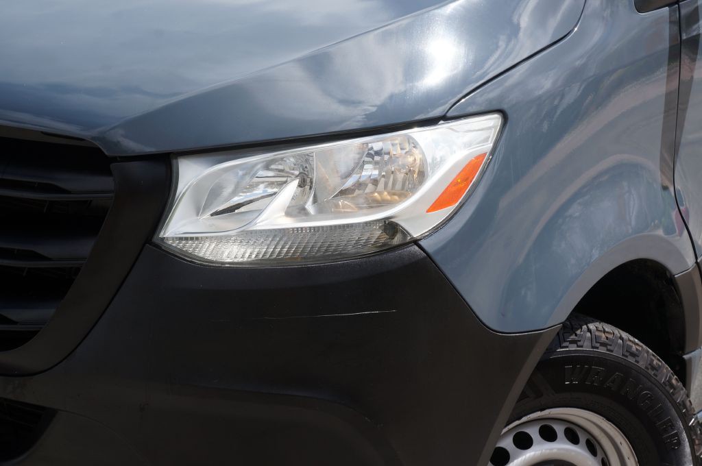 2019 Mercedes-Benz Sprinter Image 12