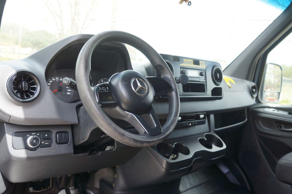 2019 Mercedes-Benz Sprinter Image 23