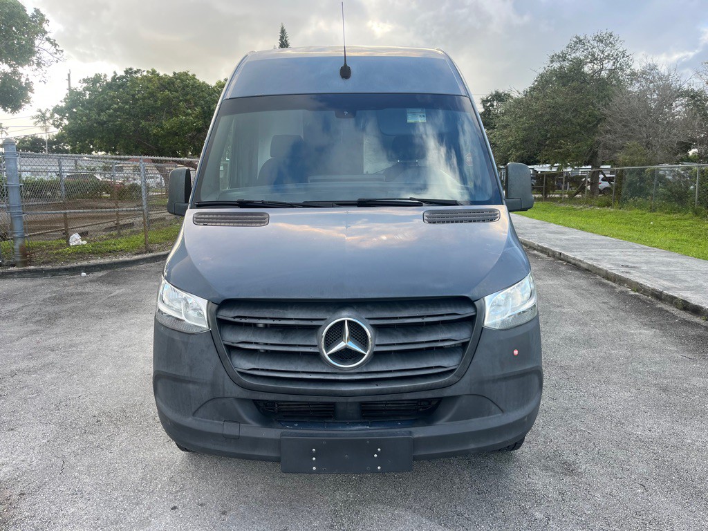 2019 Mercedes-Benz Sprinter Image 2