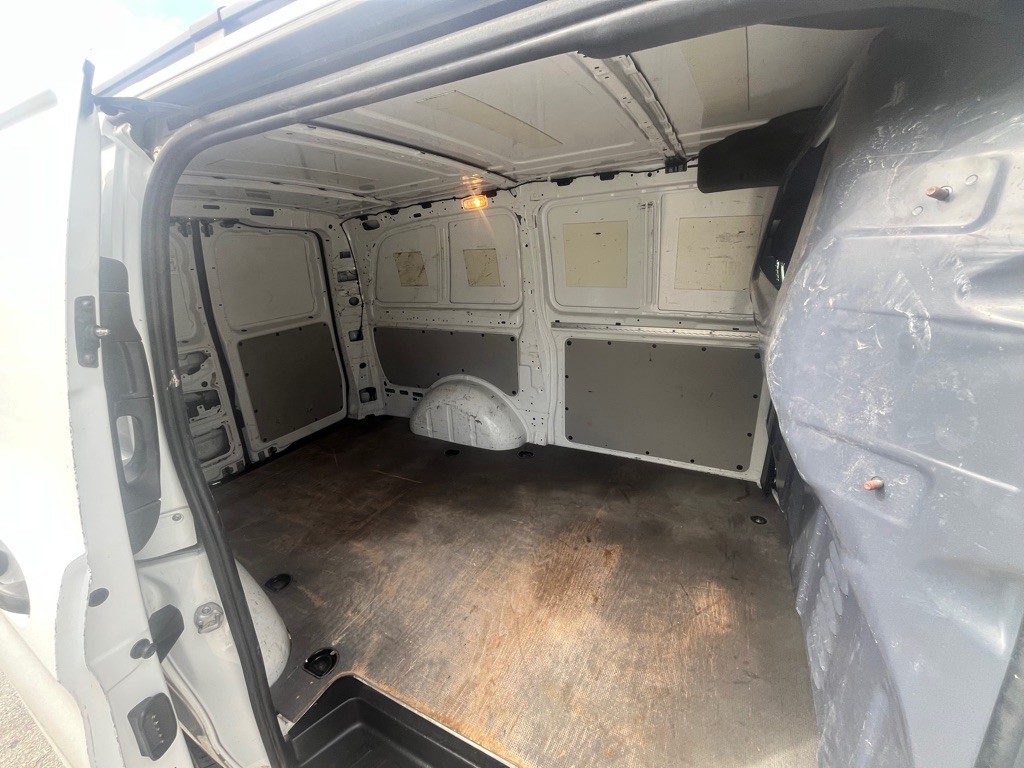 2016 Mercedes-Benz Metris Image 4