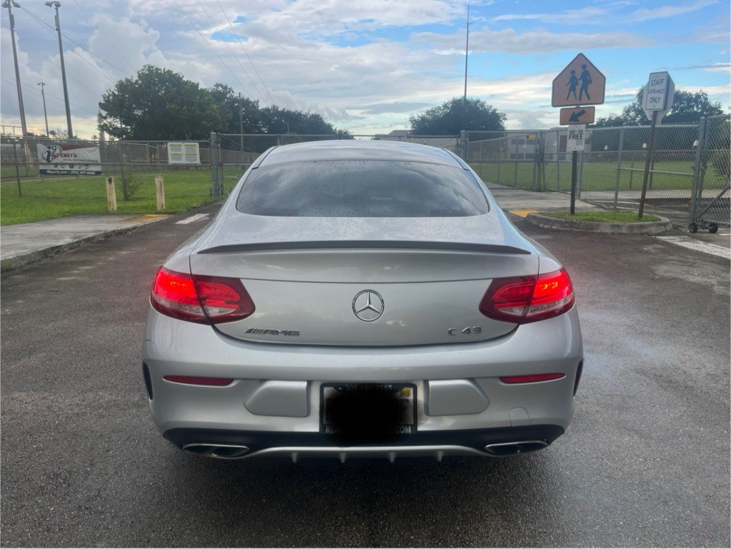2017 Mercedes-Benz C-Class Image 5