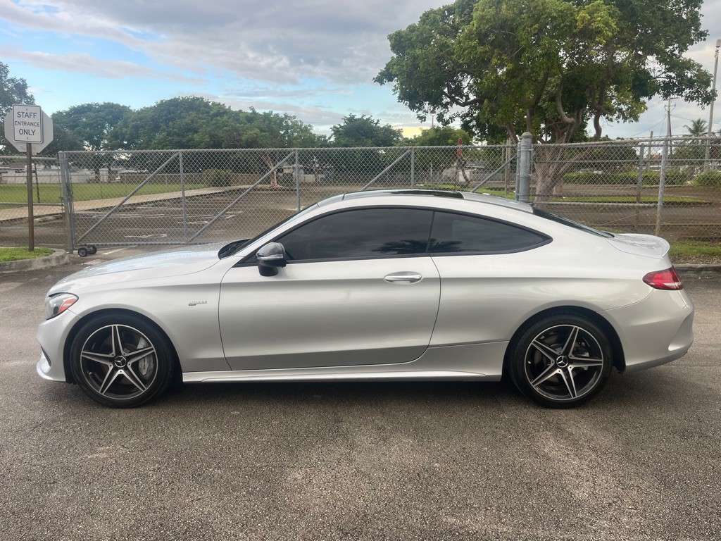 2017 Mercedes-Benz C-Class Image 6