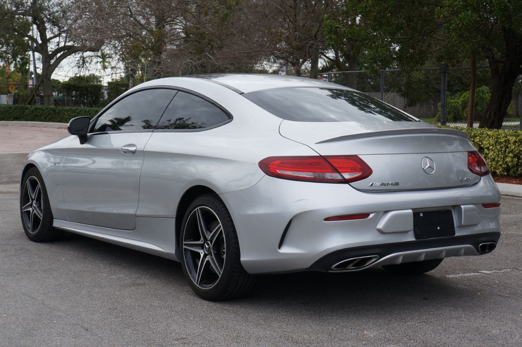 2017 Mercedes-Benz C-Class Image 9