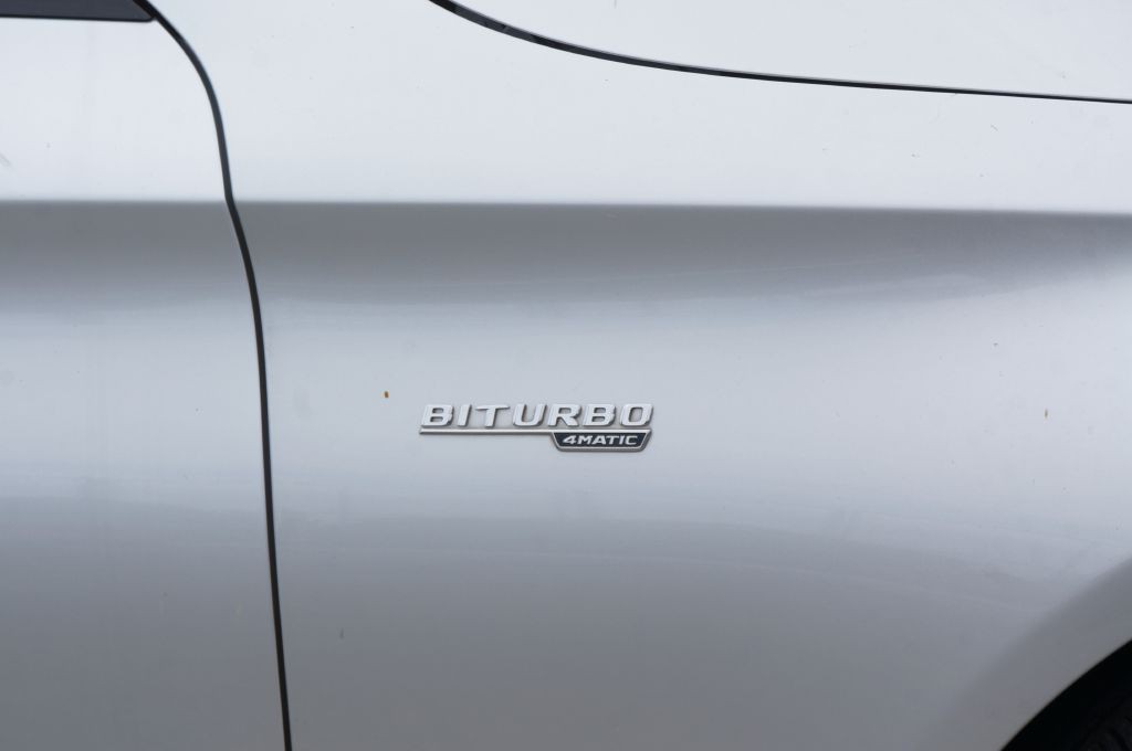 2017 Mercedes-Benz C-Class Image 18