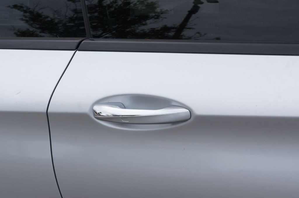 2017 Mercedes-Benz C-Class Image 20