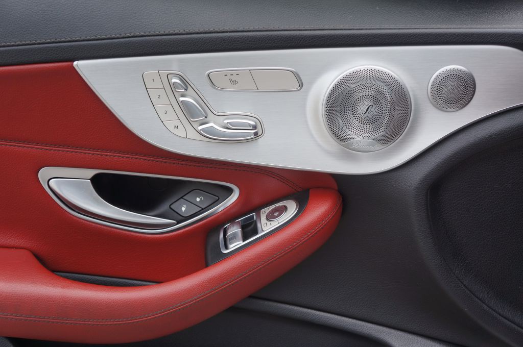 2017 Mercedes-Benz C-Class Image 27