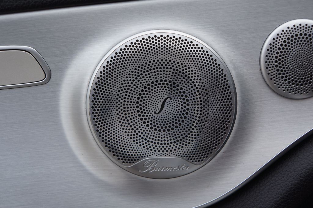 2017 Mercedes-Benz C-Class Image 28