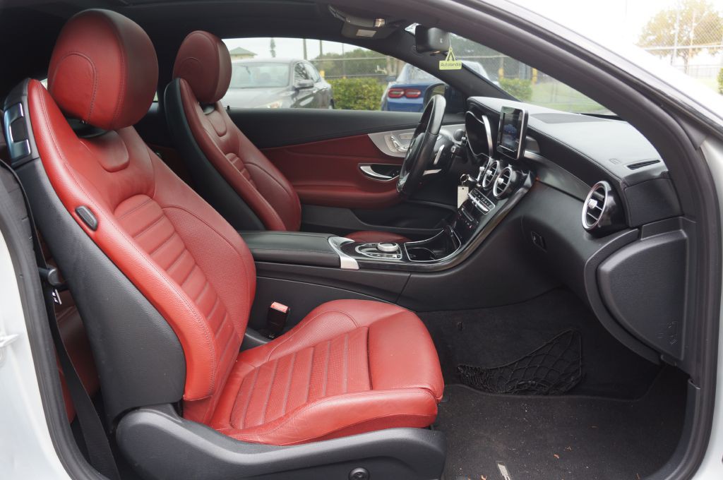 2017 Mercedes-Benz C-Class Image 36