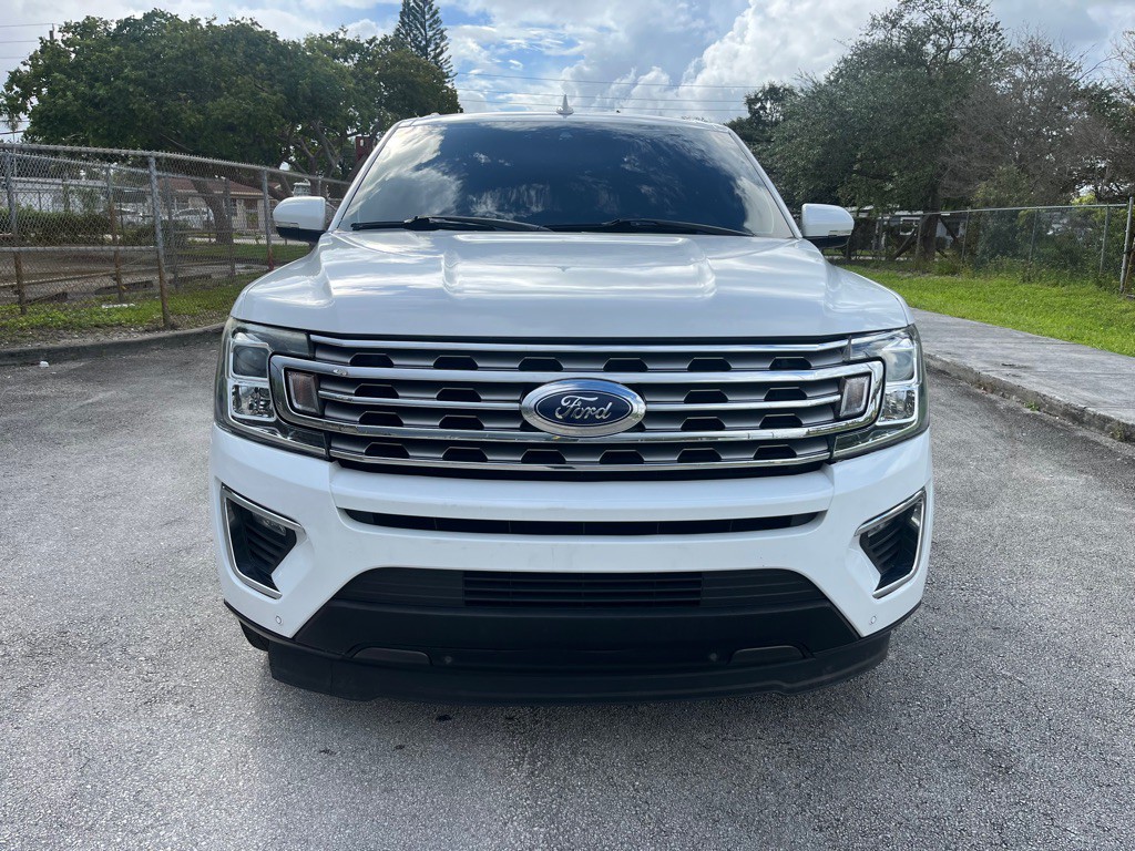 2020 Ford Expedition Image 2