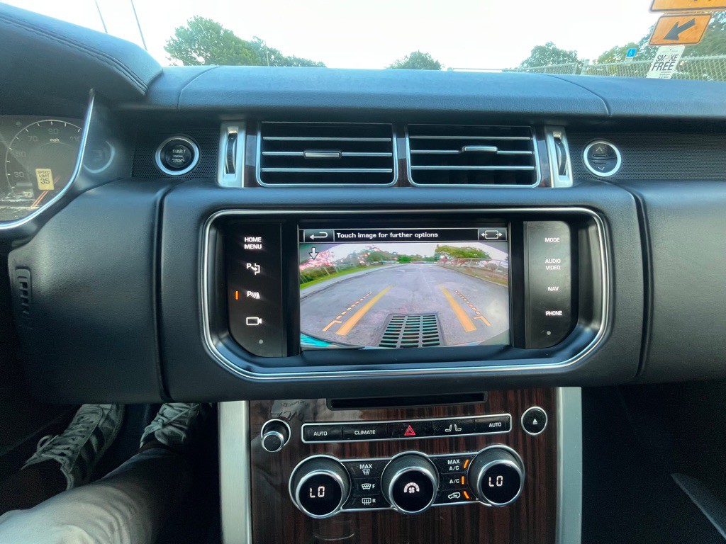 2015 Land Rover Range Rover Image 9