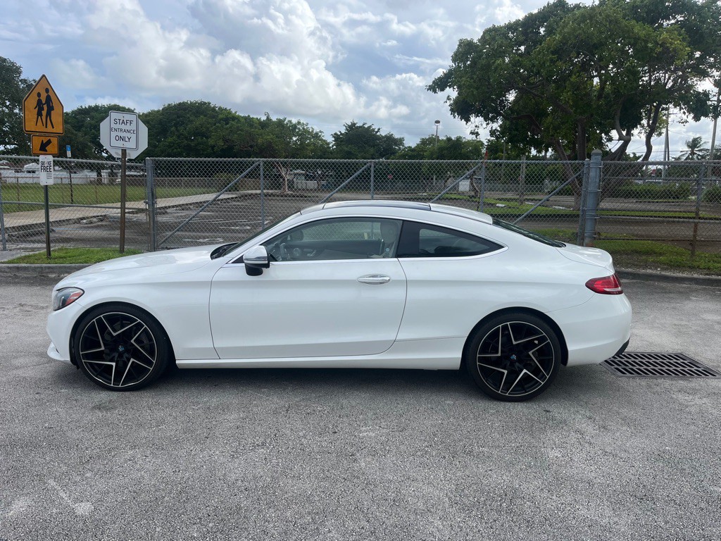 2017 Mercedes-Benz C-Class Image 5