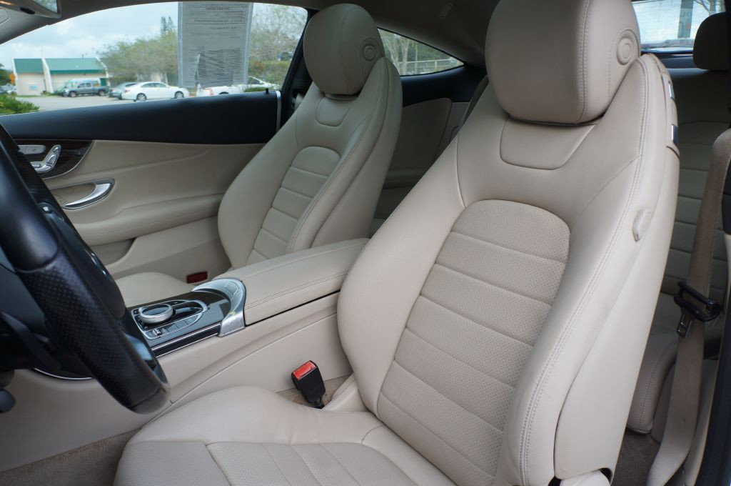 2017 Mercedes-Benz C-Class Image 30