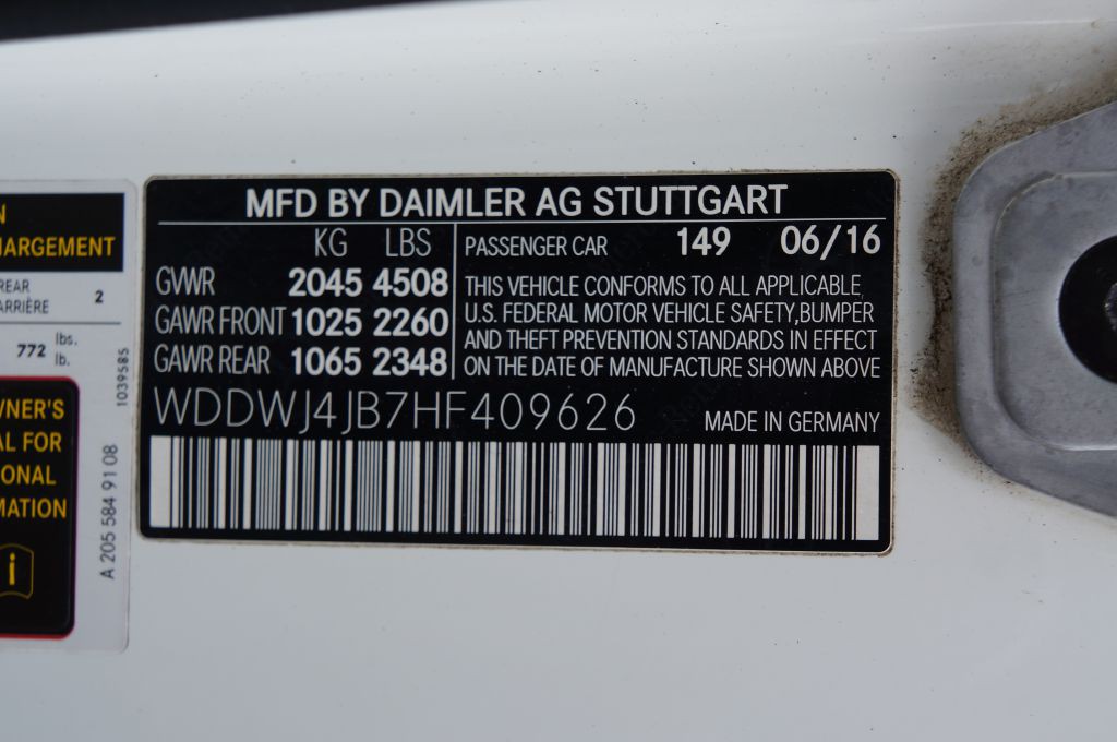 2017 Mercedes-Benz C-Class Image 52