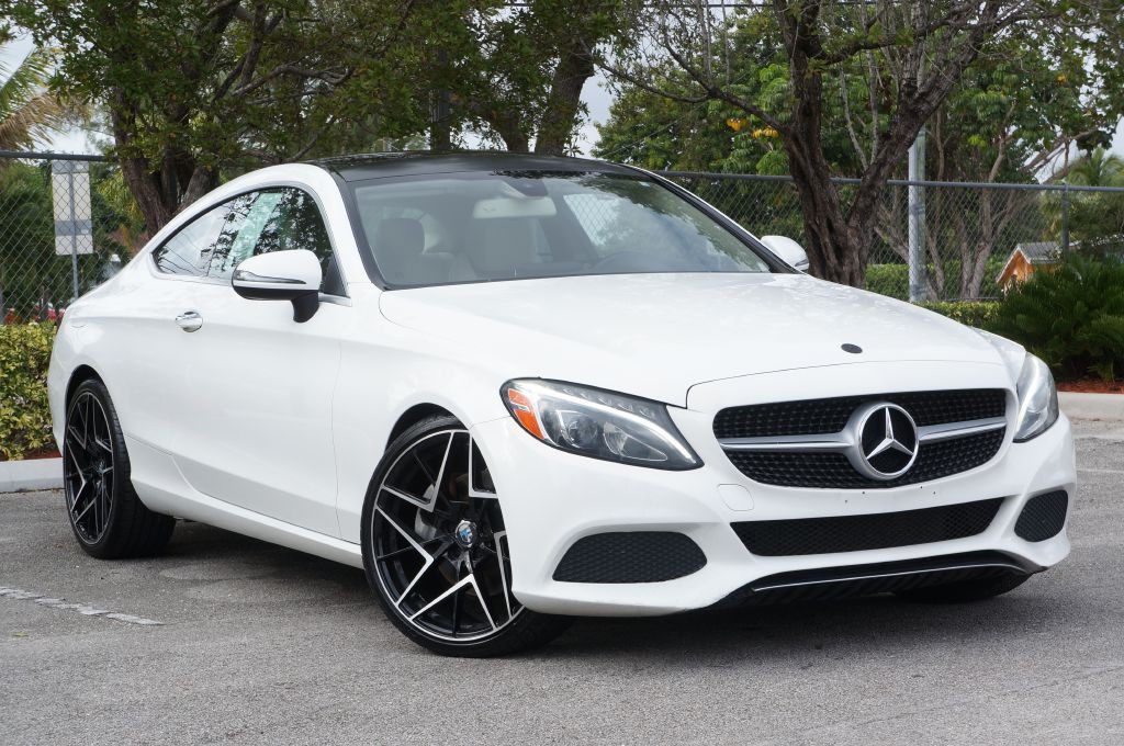 2017 Mercedes-Benz C-Class Image 6