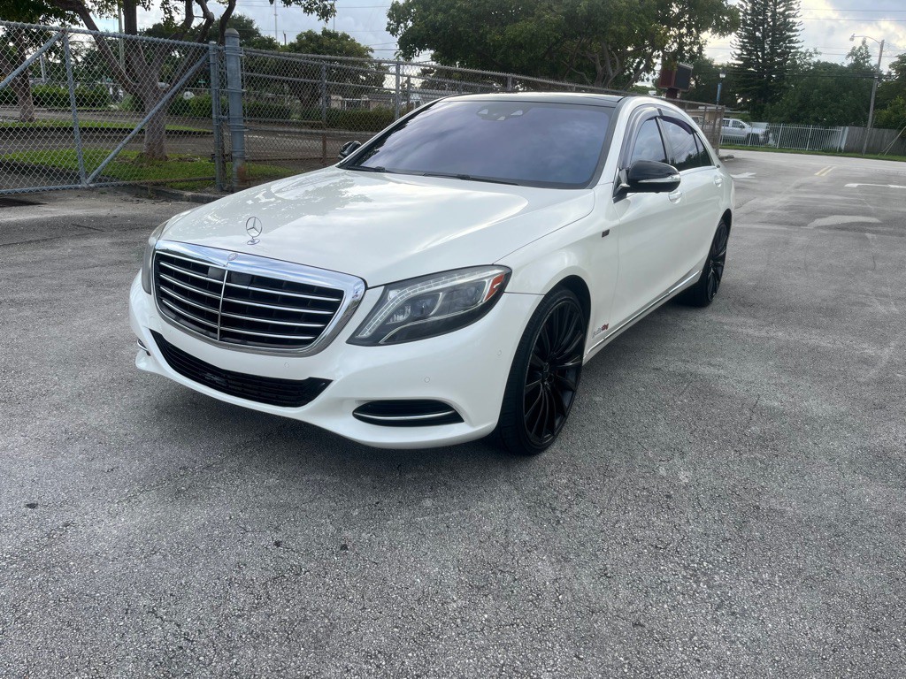 2015 Mercedes-Benz S-Class Image 1