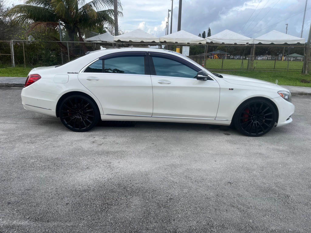 2015 Mercedes-Benz S-Class Image 3