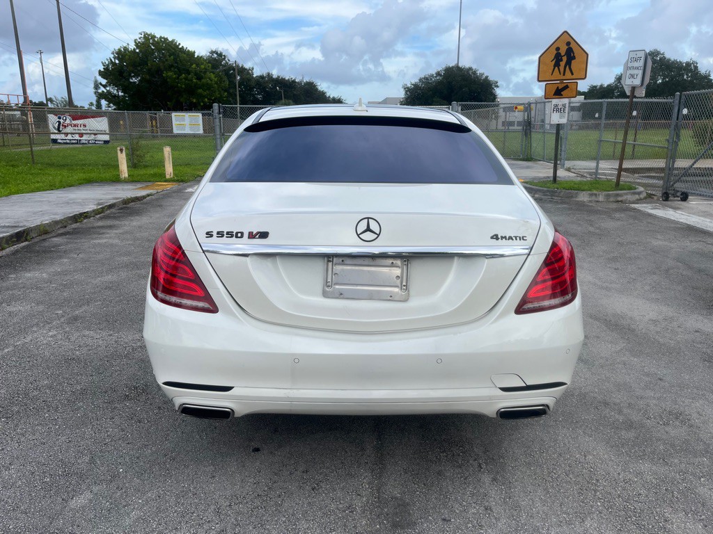2015 Mercedes-Benz S-Class Image 4