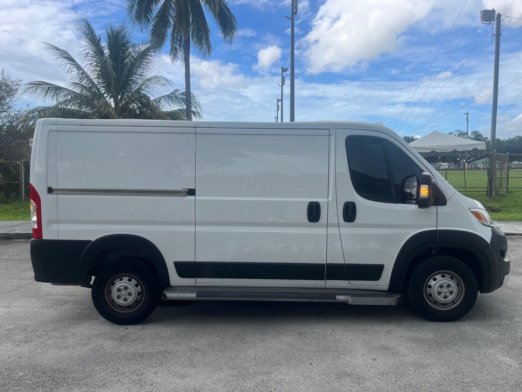 2023 RAM Promaster Image 3