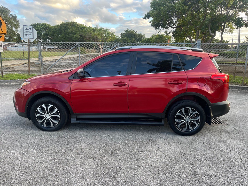 2013 Toyota Rav4 Image 5
