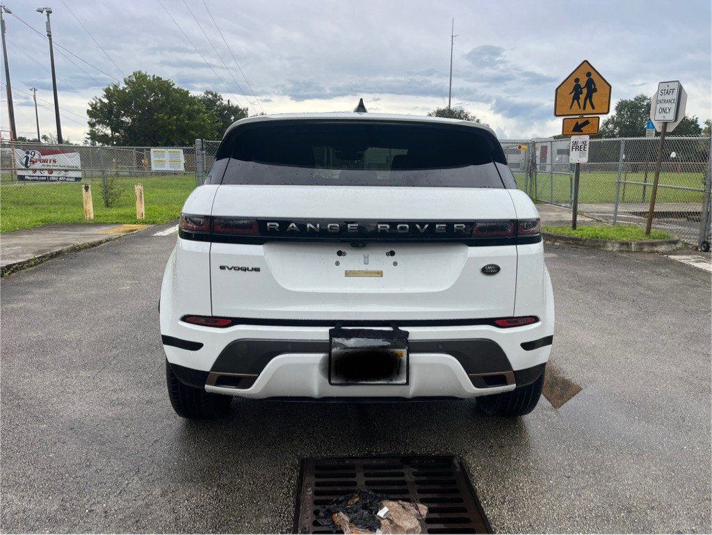 2022 Land Rover Range Rover Evoque Image 4