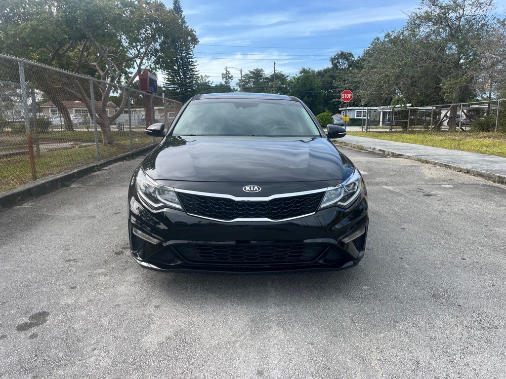 2020 Kia Optima Image 2
