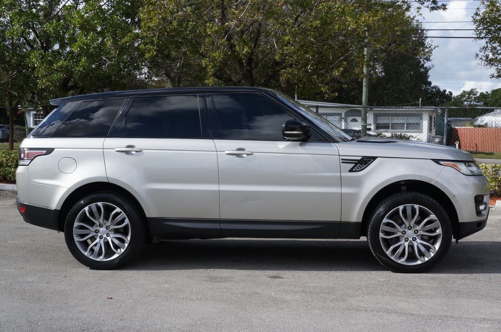2016 Land Rover Range Rover Sport Image 16
