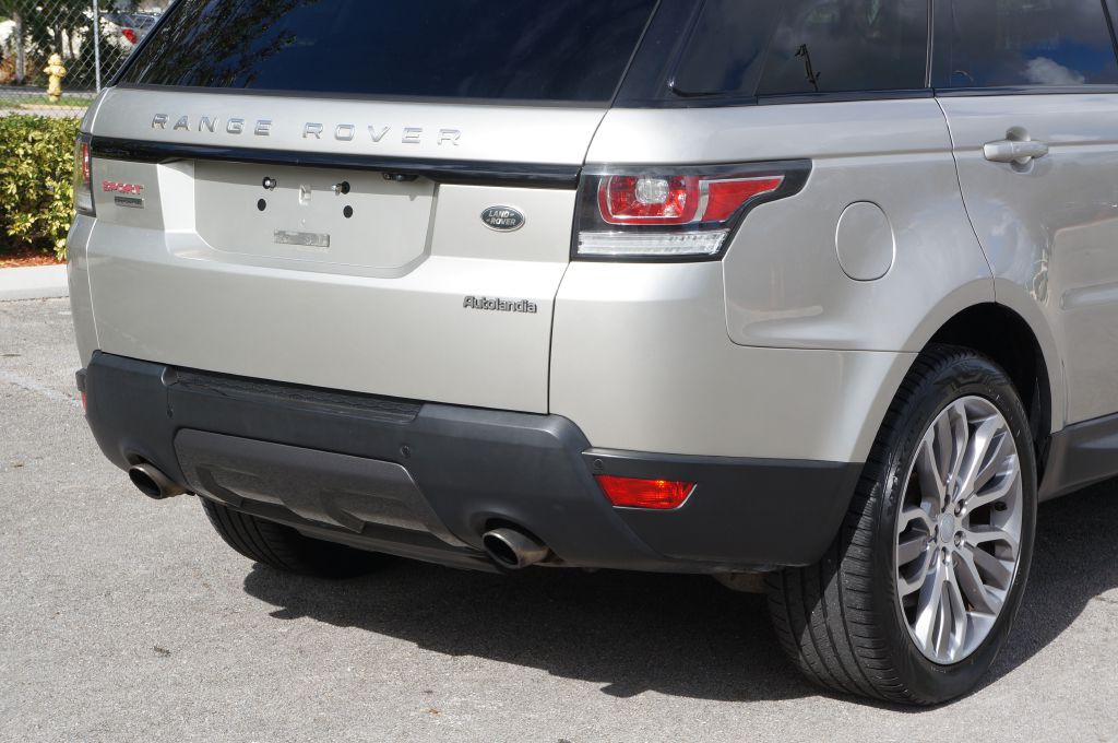 2016 Land Rover Range Rover Sport Image 18