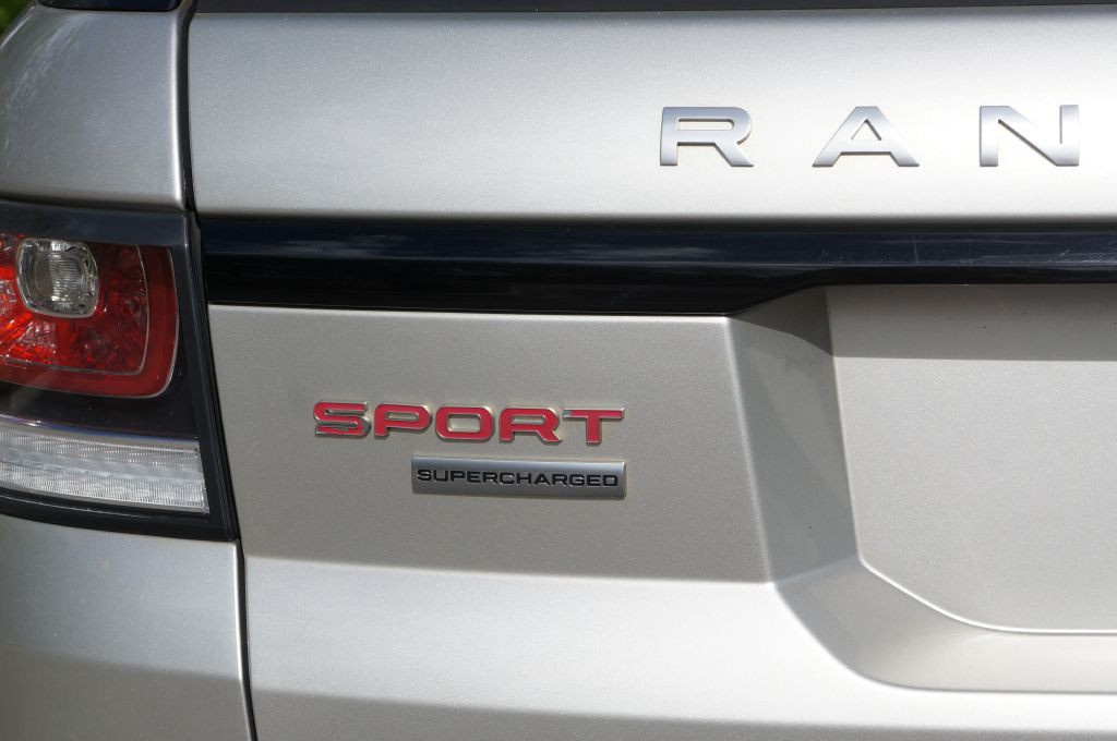 2016 Land Rover Range Rover Sport Image 21