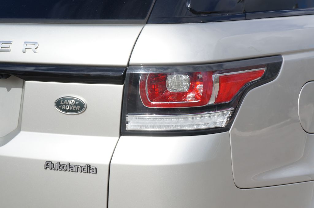 2016 Land Rover Range Rover Sport Image 22