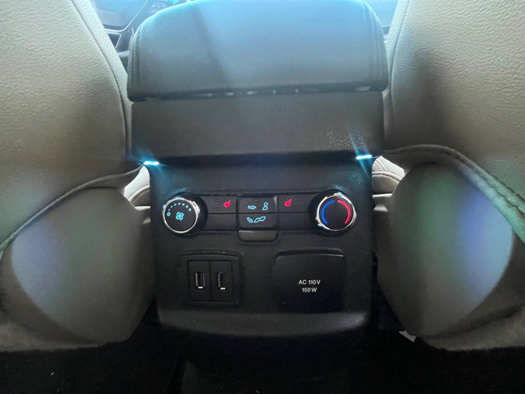 2016 Ford Explorer Image 7