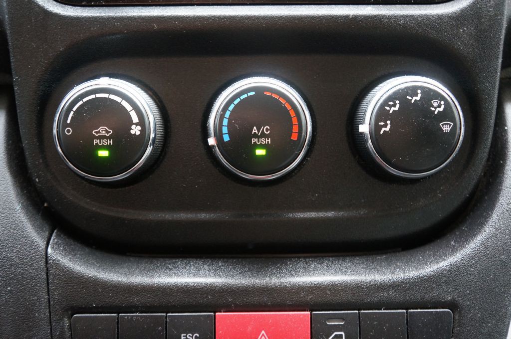 2019 RAM Promaster Image 39