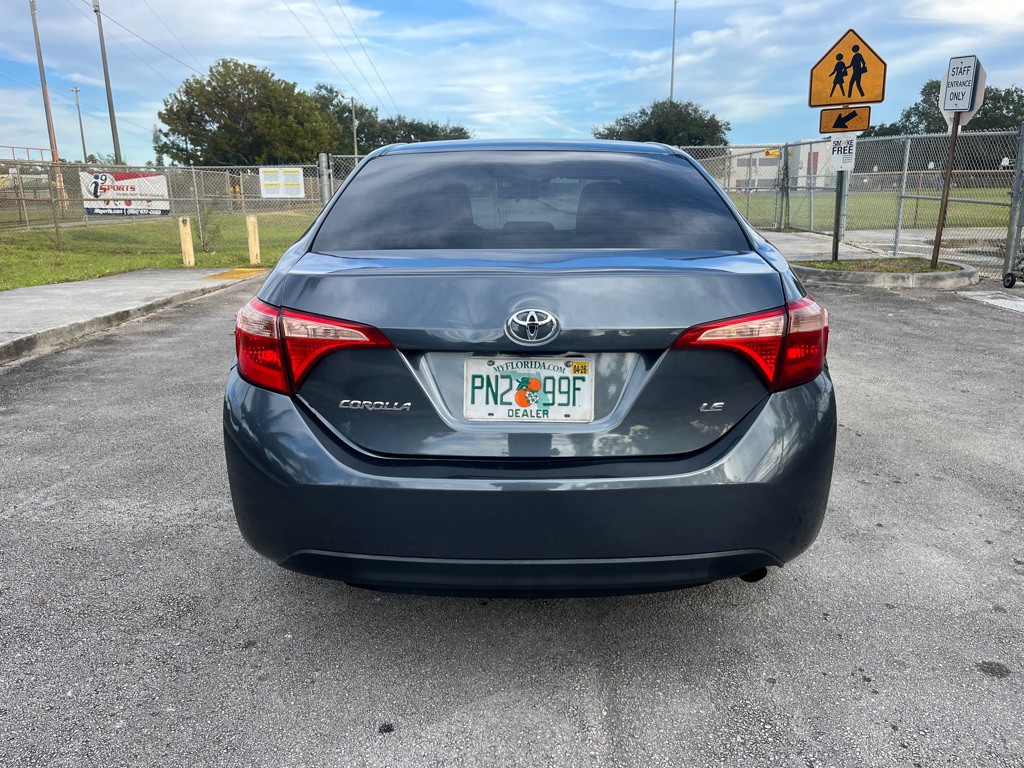 2018 Toyota Corolla Image 8