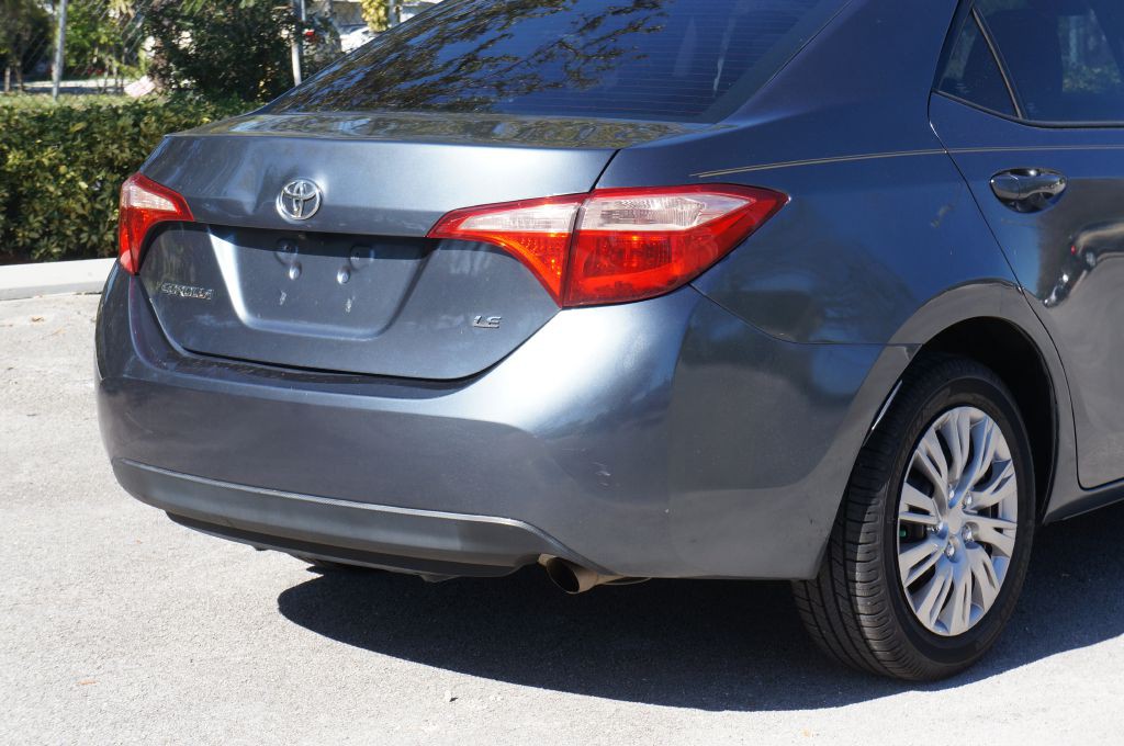 2018 Toyota Corolla Image 18