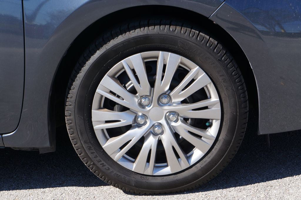 2018 Toyota Corolla Image 21