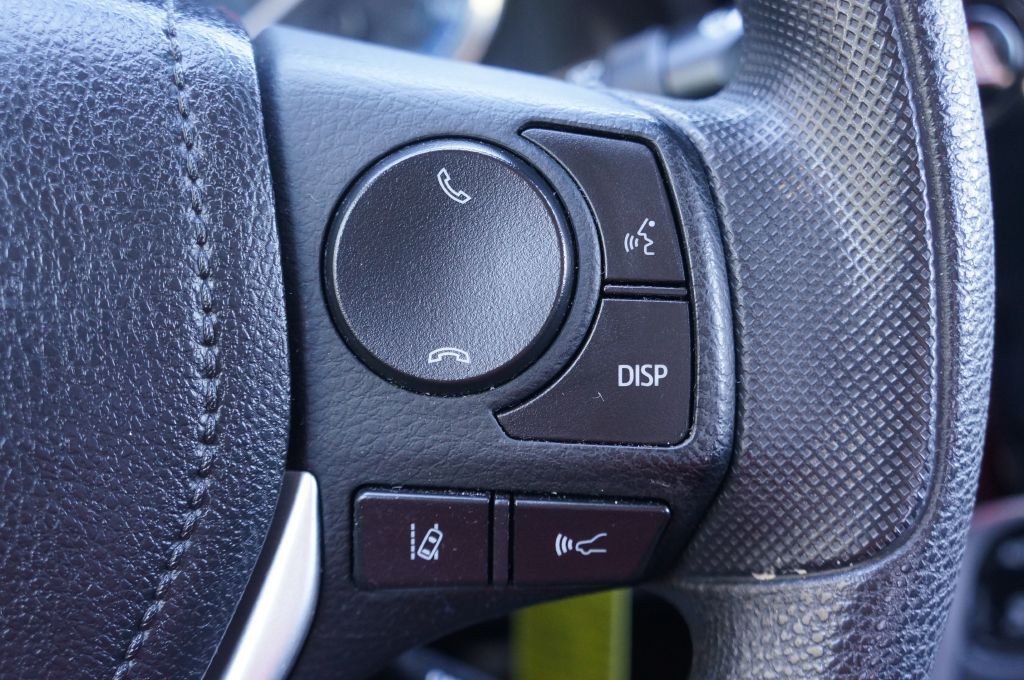 2018 Toyota Corolla Image 40