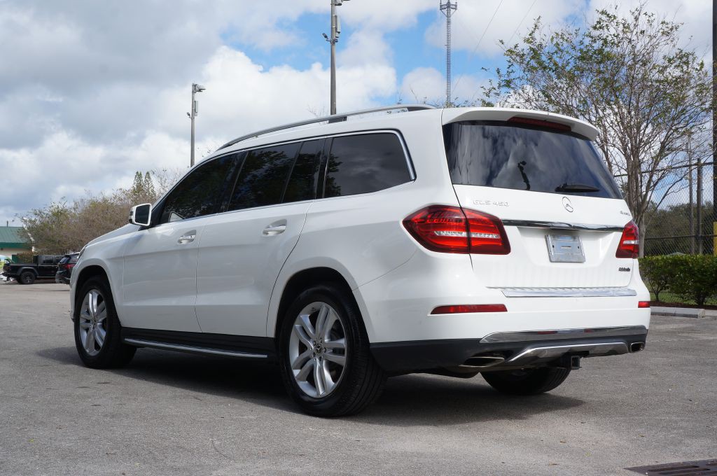 2017 Mercedes-Benz GLS-Class Image 9