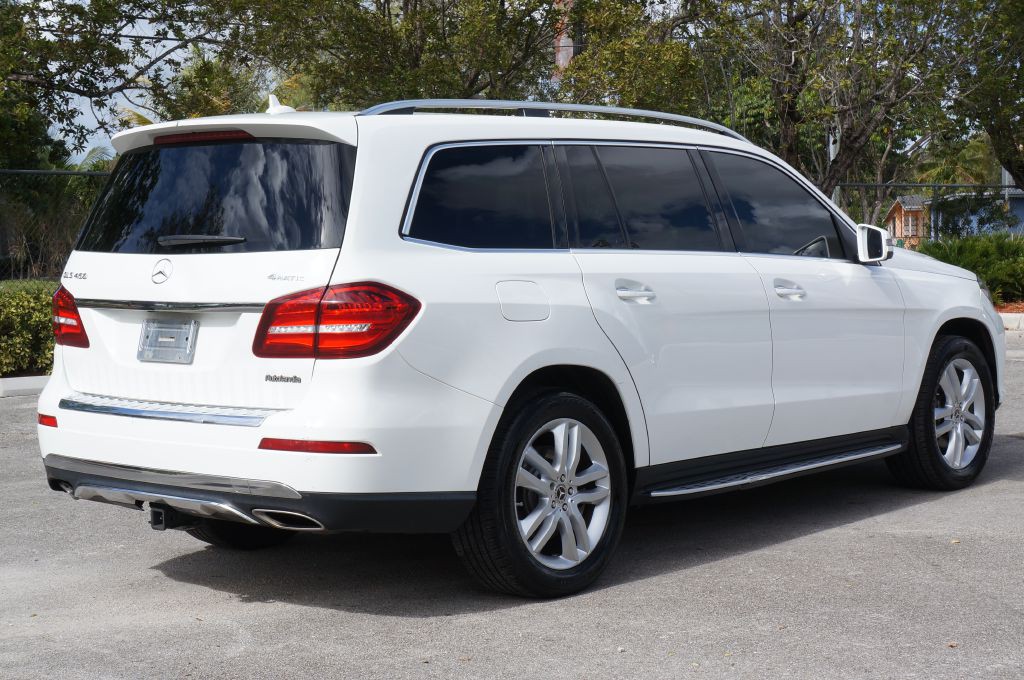 2017 Mercedes-Benz GLS-Class Image 14