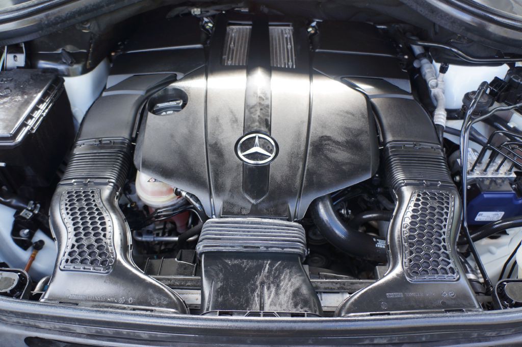 2017 Mercedes-Benz GLS-Class Image 25